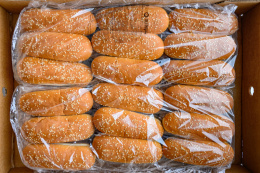 Булочка для датского хот-дога с кунжутом 60г , (3256) картонная коробка 36 шт